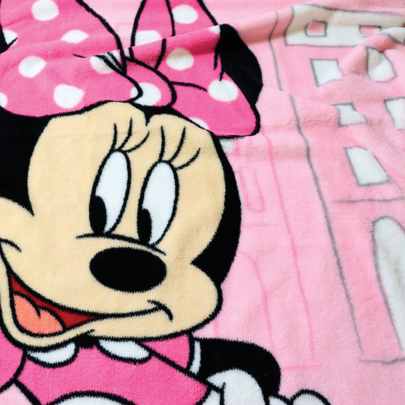 Plaid Disney Home Minnie Shopping